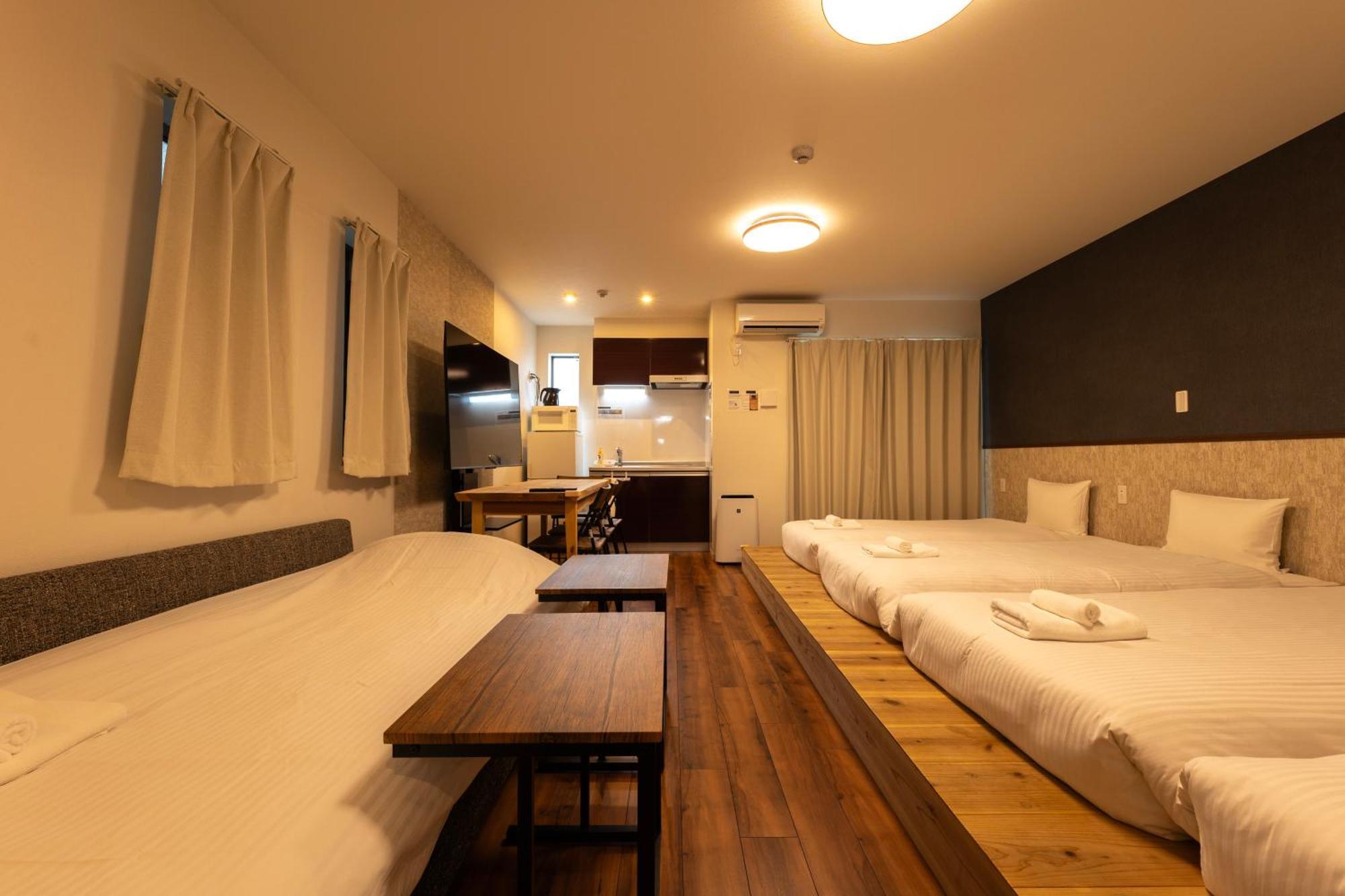 E-Stay Namba Осака Экстерьер фото