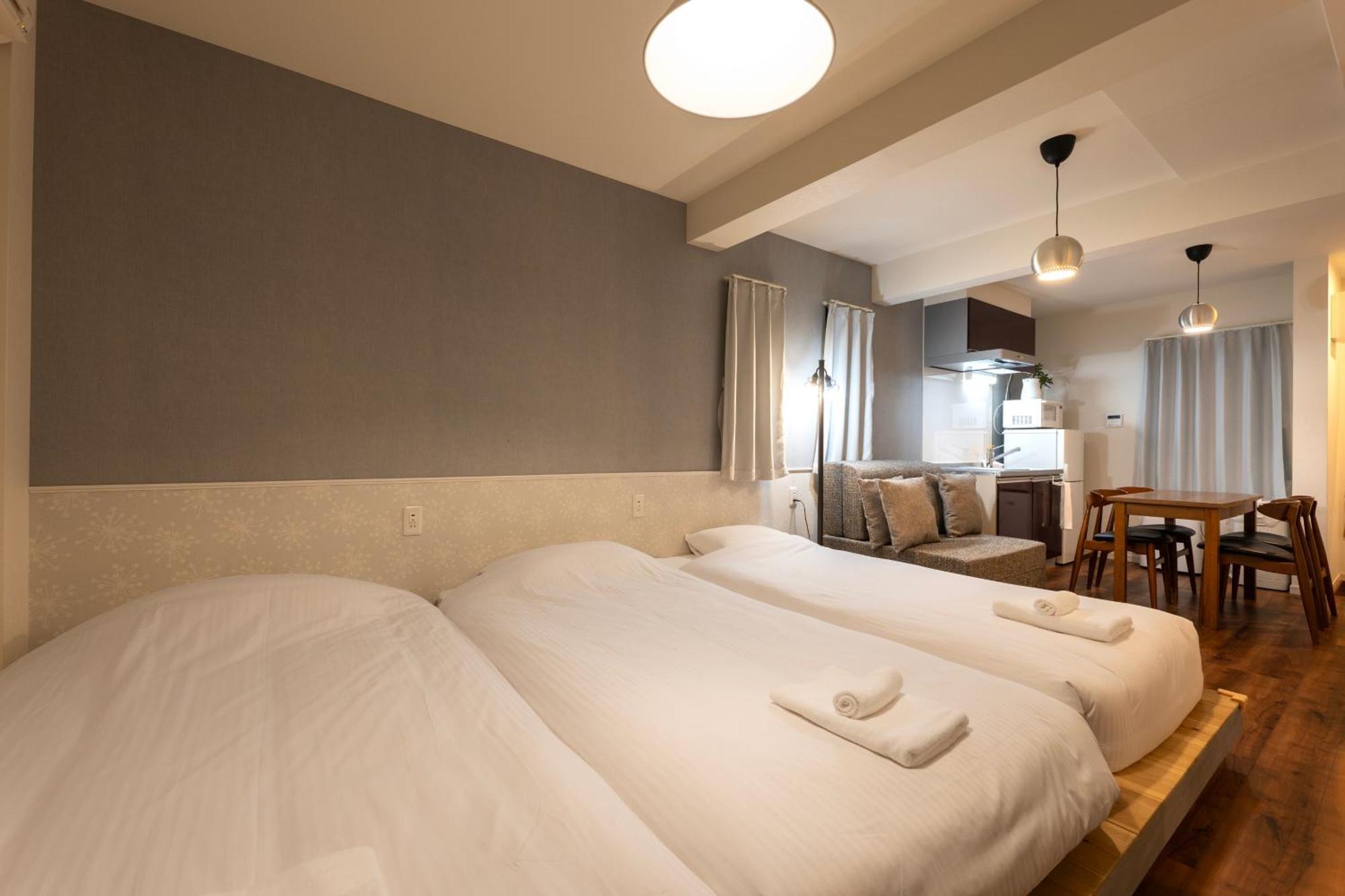 E-Stay Namba Осака Экстерьер фото